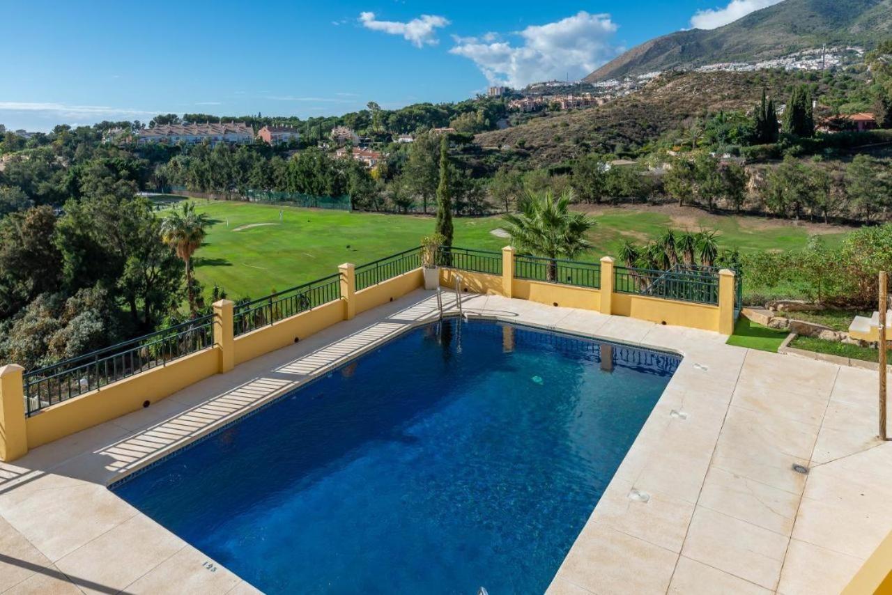 Fabulous Golf Front Apartment With Pool And Seaview Benalmadena Exterior photo